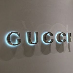 Meet your Posher, Terra